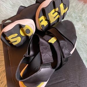 Sz 10 Sorel Kinetic Impact Sandals